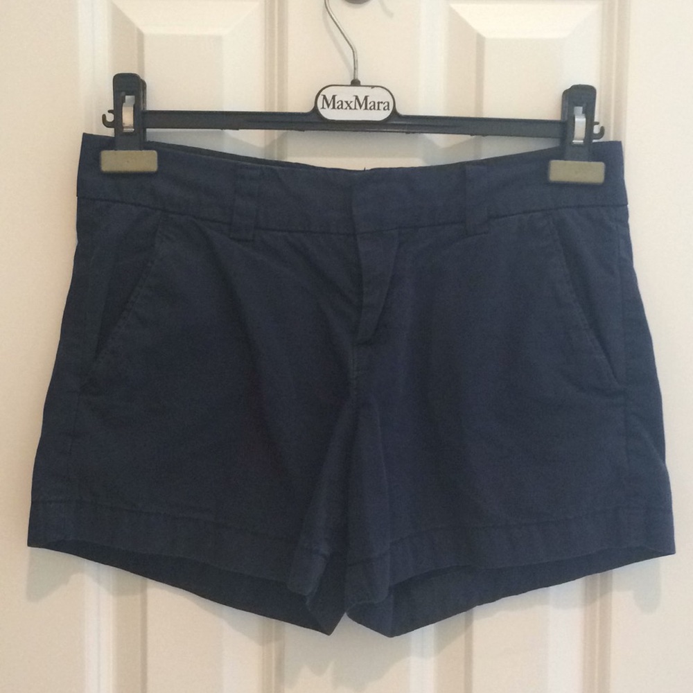 Navy Uniqlo shorts